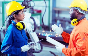 4 Akıllı Fabrikalar Endüstri 4.0 Akıllı Fabrikalar Endüstri 4.0