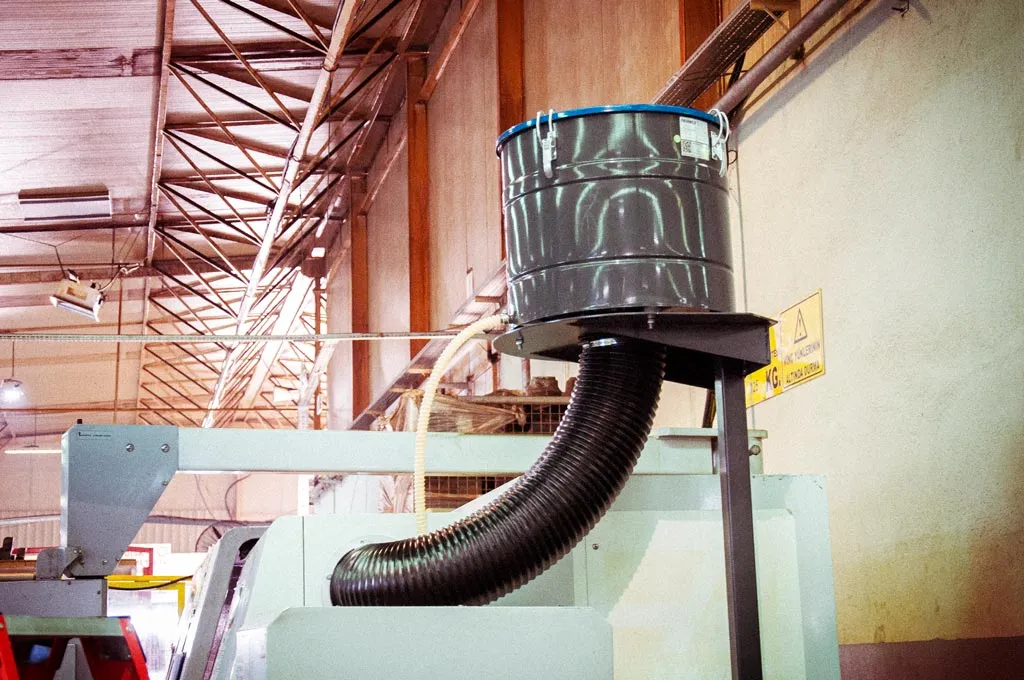 Industrial Oil Mist Filter Collection and Fume Extraction Unit for CNC Machines Using Cutting Oil – SKY Oil Mist - Image 5 5 Industrial Oil Mist Filter Collection and Fume Extraction Unit for CNC Machines Using Cutting Oil – SKY Oil Mist - Image 5