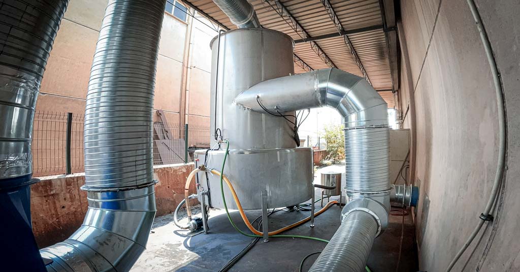 What Are Industrial Air Purification Devices?